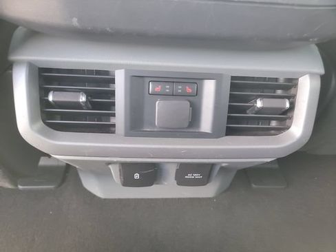 Used 2022 Ford F150 Lariat w/ Equipment Group 502A High AWD/4WD image 14