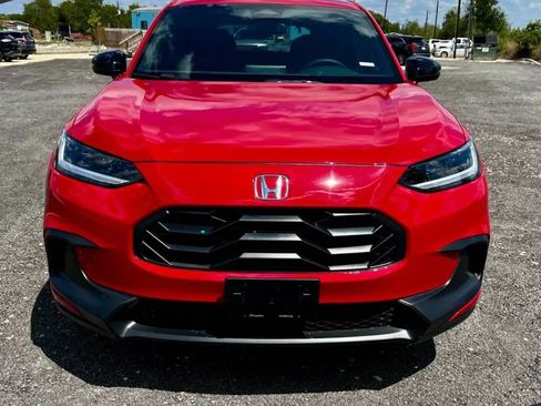 Used 2025 Honda HR-V Sport image 2