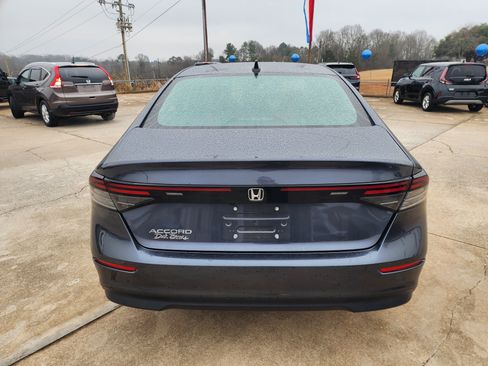 Used 2023 Honda Accord LX image 5