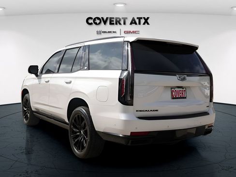 Used 2024 Cadillac Escalade Sport w/ LPO, ONYX Package image 6