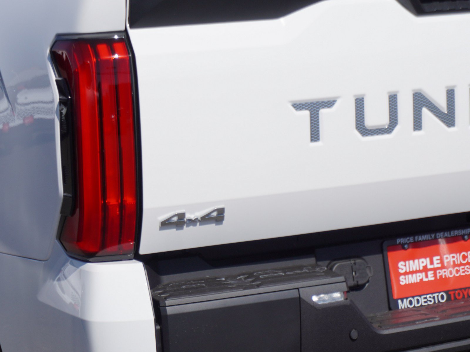 New 2026 Toyota Tundra SR5 w/ SR5 Convenience Package AWD/4WD image 10