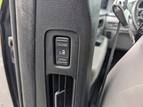 Used 2021 Honda Odyssey Touring image 27