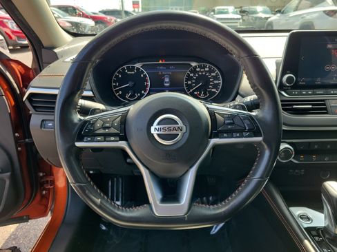 Used 2021 Nissan Altima 2.5 SR w/ SR Premium Package AWD/4WD image 21