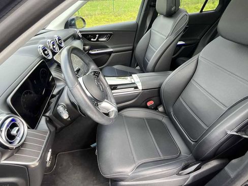 Used 2023 Mercedes-Benz GLC 300 4MATIC image 15