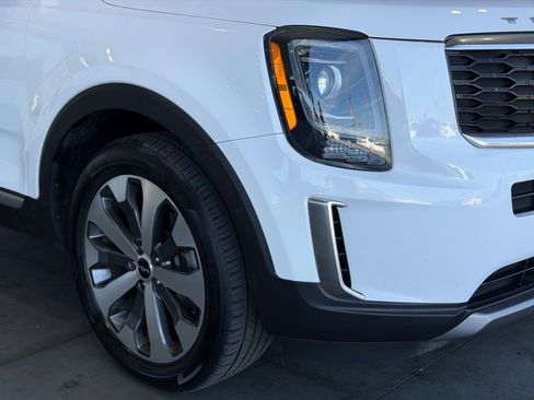 Used 2022 Kia Telluride S FWD image 8