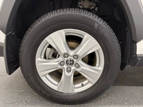 Used 2020 Toyota RAV4 LE w/ All Weather Liner Package AWD/4WD image 21