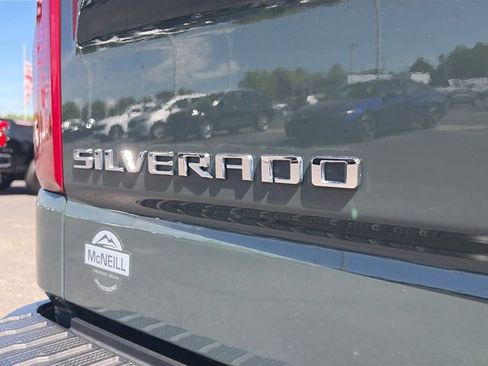 Used 2025 Chevrolet Silverado 1500 LT image 34