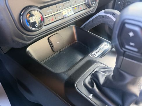 Used 2023 Ford Bronco Outer Banks AWD/4WD image 35