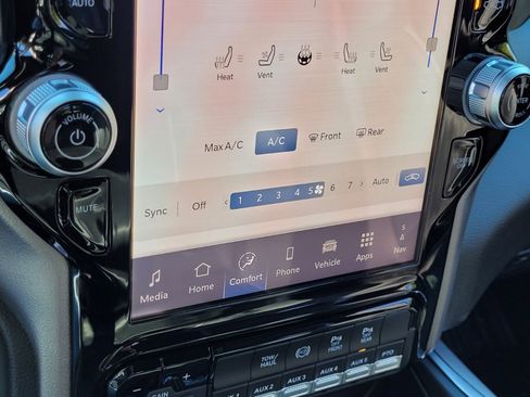 New 2026 RAM 3500 Tradesman image 17