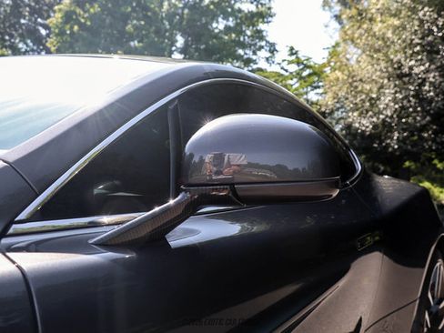Used 2015 Aston Martin Vanquish Coupe RWD image 57