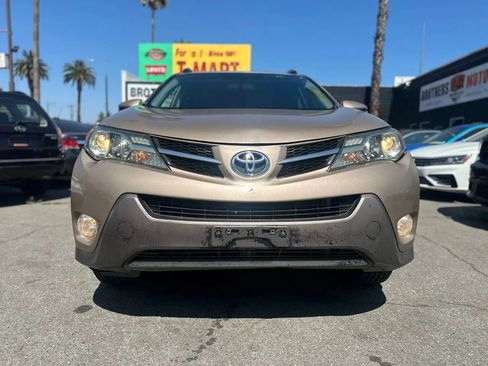 Used 2014 Toyota RAV4 XLE image 6