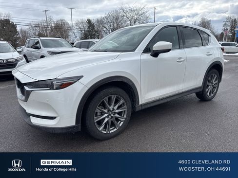 Used 2021 MAZDA CX-5 Signature image 1