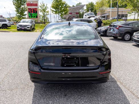 Used 2025 Honda Accord Sport image 5