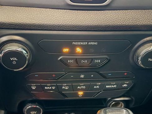 Used 2020 Ford Ranger XLT image 15