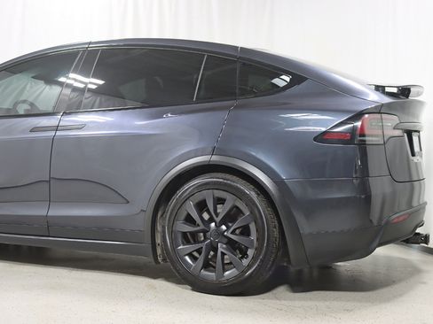 Used 2023 Tesla Model X AWD/4WD image 11