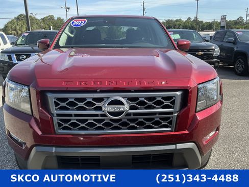 Used 2022 Nissan Frontier SV w/ Technology Package AWD/4WD image 8