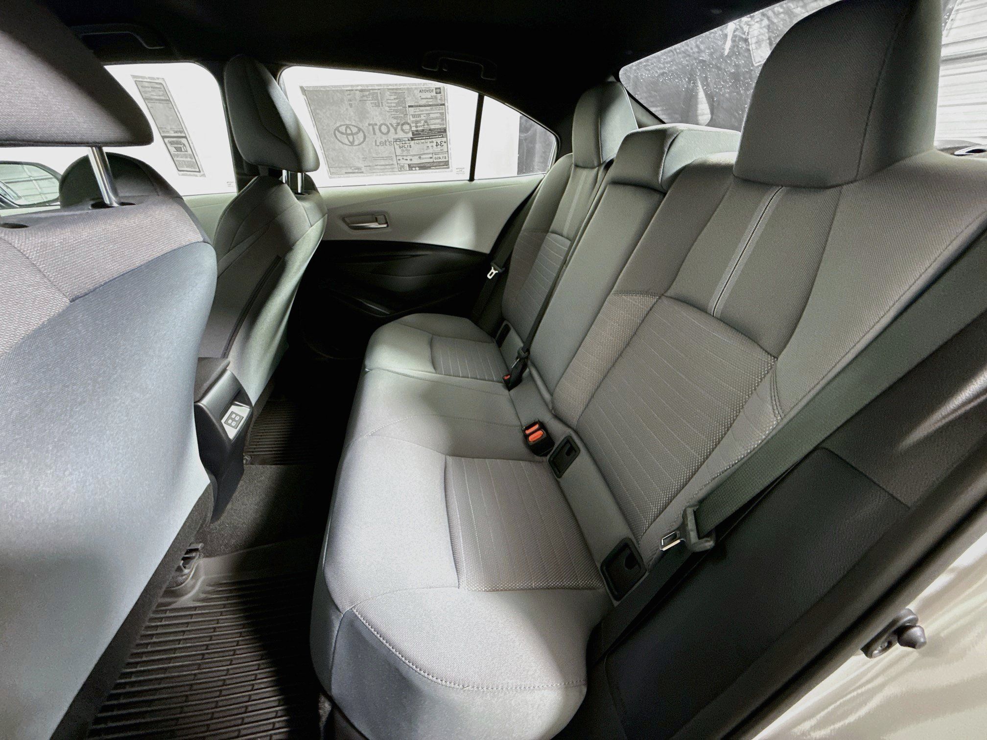 New 2026 Toyota Corolla SE w/ SE Package FWD image 22
