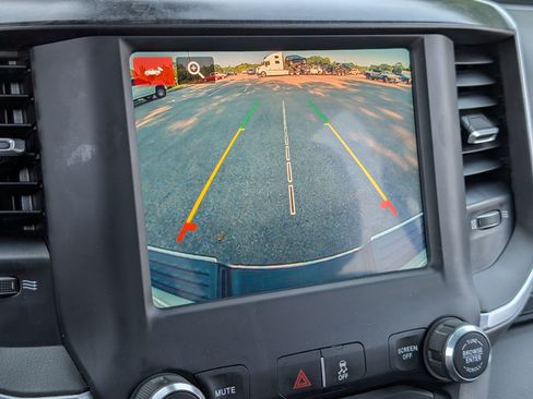 Used 2024 RAM 2500 Big Horn AWD/4WD image 26