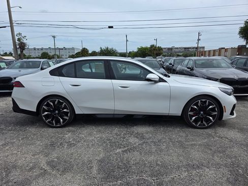 New 2027 BMW 530i w/ Executive Package RWD image 3
