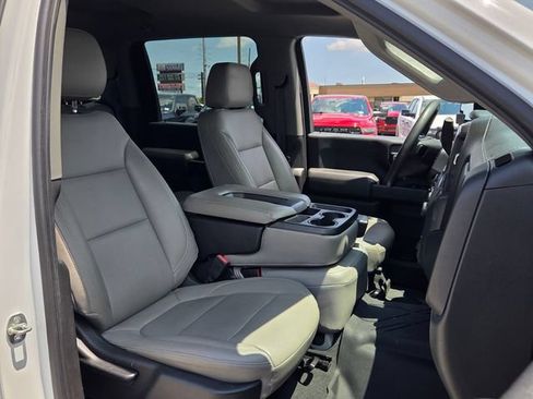 Used 2021 Chevrolet Silverado 2500 Custom w/ Custom Value Package AWD/4WD image 16