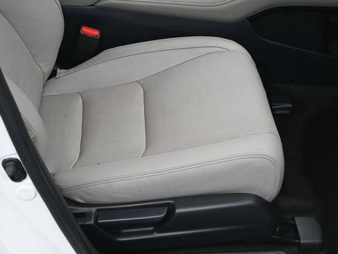 Used 2021 Honda HR-V EX-L image 11
