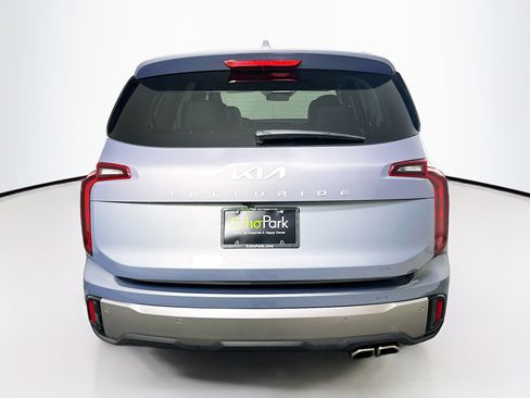 Used 2025 Kia Telluride S image 7
