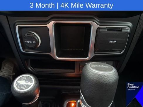 Used 2021 Jeep Gladiator Sport AWD/4WD image 24