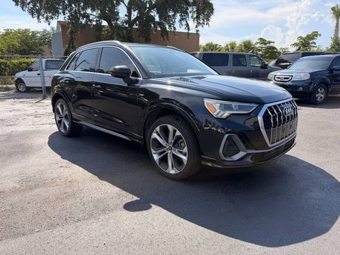 Used 2020 Audi Q3 2.0T Premium Plus w/ Premium Plus Package AWD/4WD image 1