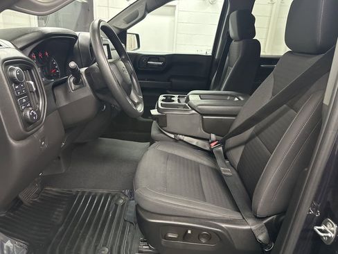 Used 2022 Chevrolet Silverado 1500 Custom Trail Boss AWD/4WD image 18