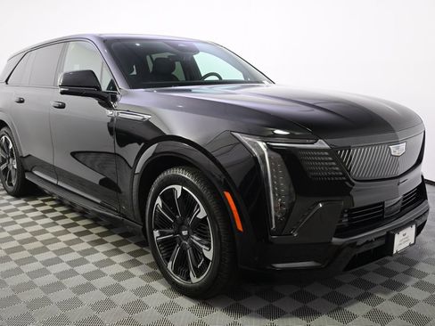 Used 2025 Cadillac Escalade IQ Sport 1 AWD/4WD image 8