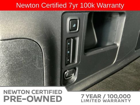 Used 2025 Ford Expedition Max Active AWD/4WD image 21