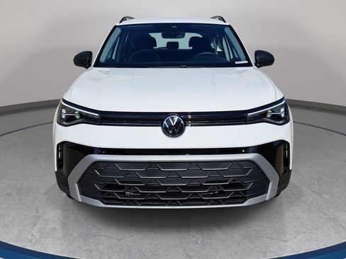 Certified 2025 Volkswagen Taos S AWD/4WD image 2