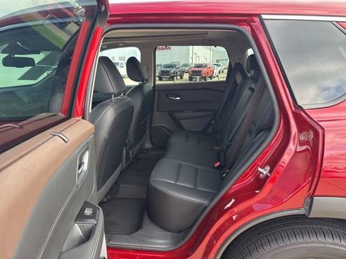 Used 2023 Nissan Rogue SL w/ SL Premium Package FWD image 24