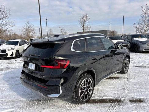 Used 2025 BMW X1 xDrive28i w/ Premium Package image 7