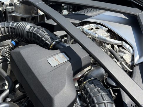 Used 2019 Aston Martin DB11 Coupe RWD image 20
