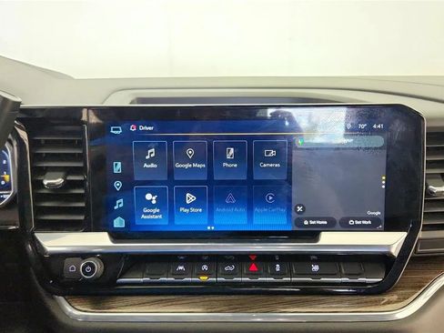 Used 2023 Chevrolet Silverado 1500 LT AWD/4WD image 19