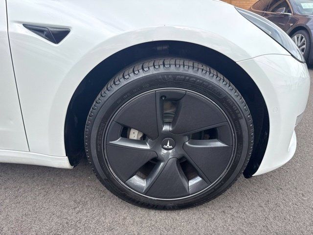 Used 2021 Tesla Model 3 Standard Range Plus RWD image 22