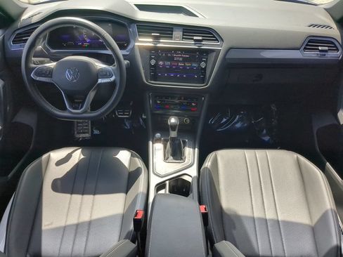Certified 2023 Volkswagen Tiguan SE R-Line FWD image 12