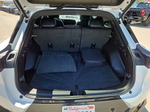 Used 2024 Chevrolet Equinox EV LT w/ LPO, Blackout Package FWD image 26