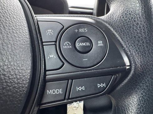 Used 2024 Toyota Corolla LE image 17