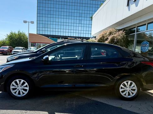 Used 2021 Hyundai Accent SE FWD image 4
