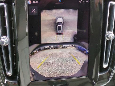 New 2026 Volvo XC40 B5 Plus w/ Protection Package Premier image 19