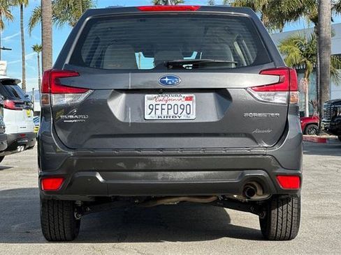 Used 2023 Subaru Forester 4D Sport Utility image 5