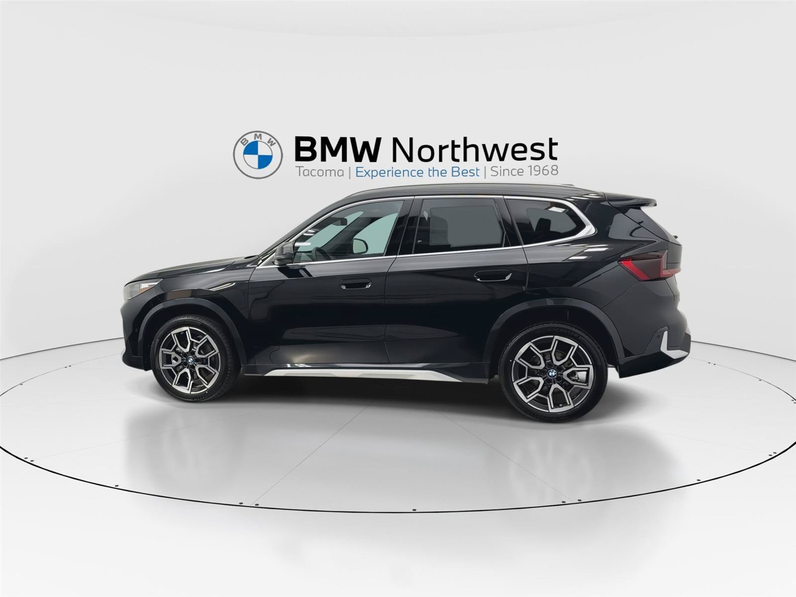 Used 2026 BMW X1 xDrive28i w/ Convenience Package AWD/4WD image 11