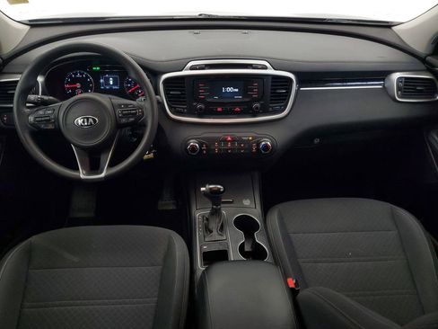 Used 2018 Kia Sorento L image 12