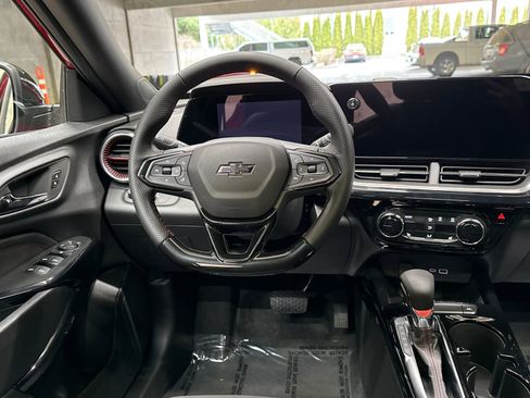 New 2026 Chevrolet Trax RS w/ Sunroof Package image 15