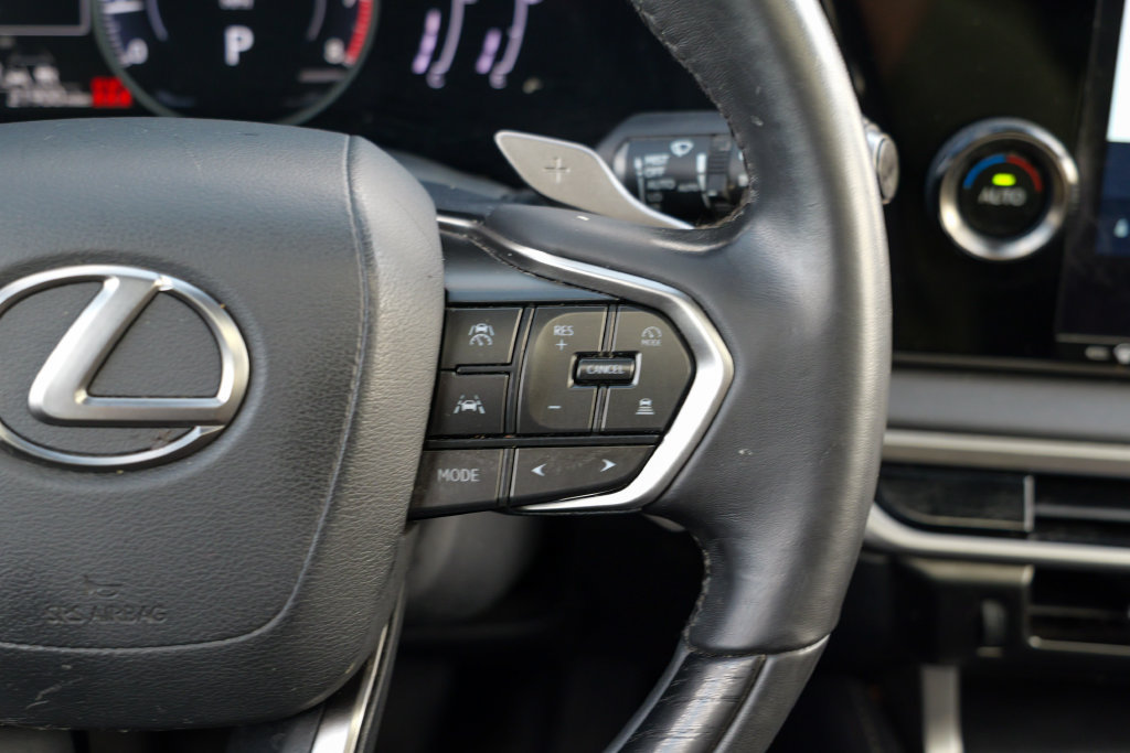 Used 2023 Lexus RX 350 Premium w/ Accessory Package AWD/4WD image 45