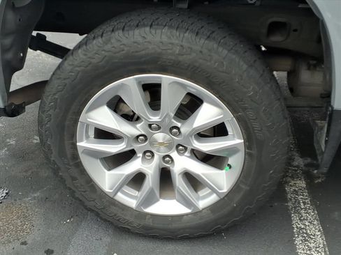 Used 2024 Chevrolet Silverado 1500 Custom RWD image 16