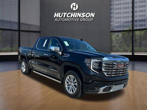 Used 2025 GMC Sierra 1500 Denali w/ Technology Package AWD/4WD image 1