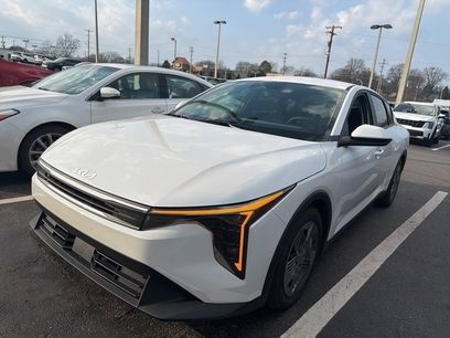 Certified 2025 Kia K4 LX